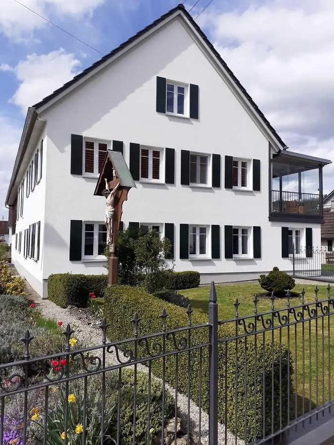 Apartment Ferienwohnung Melanie Obergessertshausen